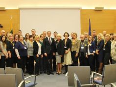NEOFICIALIŲ LIETUVOS AMBASADARORIŲ SUSITIKIMAS