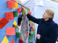 LR PREZIDENTĖ: “VALSTYBĖS GIMTADIENIS – VISOS LIETUVOS ŠVENTĖ”