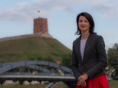 DALIA HENKE: “BENDRAVIMAS TURI BŪTI ABIPUSIS”