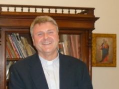 PLB valdybos nario prelato Edmundo J. Putrimo šv. Velykų sveikinimas