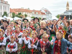 Renginio „Šimtas Lietuvos veidų – sujunkime Lietuvą“ dalyvius pasveikino Lietuvos Prezidentė ir Ministras Pirmininkas