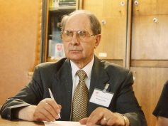 Su Lietuva ir Lietuvai: Pasaulio Lietuvių Bendruomenės pirmininkas Vytautas Kamantas