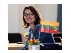 Pasaulio Lietuvių Bendruomenės valdybos sveikinimas Lietuvos valstybės atkūrimo 30-mečio proga