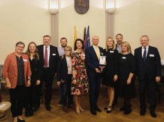 Jau ketvirtą kartą Lietuvybės širdyje Vokietijoje, Renhofo pilyje susitiko Lietuvos ambasadoriai ir lietuvių bendruomenių Europoje lyderiai