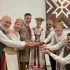 „Aukso paukštė“ įtekta Argentinos lietuvių tautinių šokių kolektyvui „Nemunas“