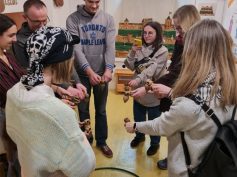 Proto mankšta: galūnės, priešdėliai, dalyviai, pusdalyviai…