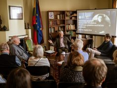 Priartinęs Vakarus ir sujungęs disciplinas: išeivijos liūtą Liūtą Mockūną prisimenant