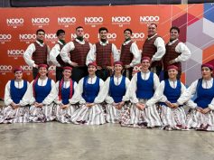 Argentinos šokių ansamblis „Nemunas“ žavėjo žiūrovus tautinių kolektyvų festivalyje
