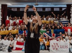 PLJS pirmininkė Agita Beržanskaitė: „Diasporos jaunimas įrodo kovos už laisvę vertę“