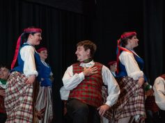 Argentinos tautinių šokių kolektyvai paminėjo savo veiklos 55-ąją sukaktį