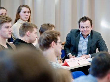 ŠMSM: lituanistikos centrų finansavimas užsienyje didės dvigubai