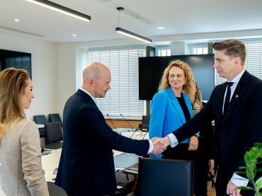 Premjeras su „Global Lithuanian Leaders“ atstovais aptarė diasporos profesionalų įtraukimą