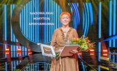 Lituanistinio švietimo mokytojo premijos laureatė Virginija Stukaitė: užsienio lietuvių vaikams reikia ne liepti mylėti Lietuvą, o padėti ją atrasti